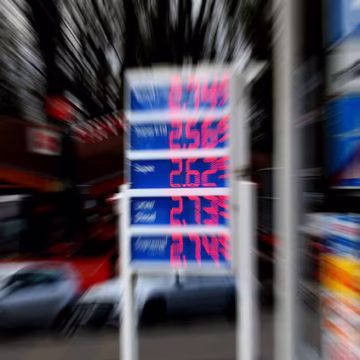 Germany plans $1.9 billion of fuel price relief to tackle energy crisis